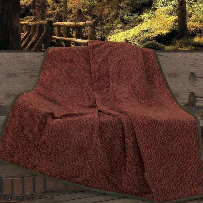 Weekend Shopping Extravaganza Wilderness Ridge Chenille Throw